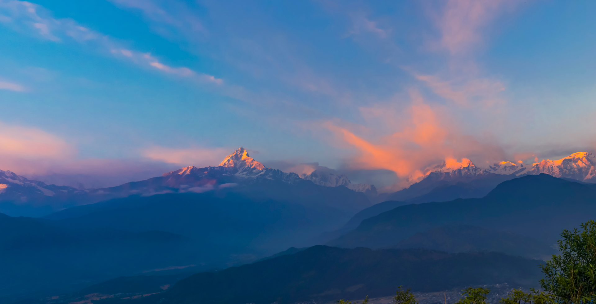 Machhapuchre model Trek